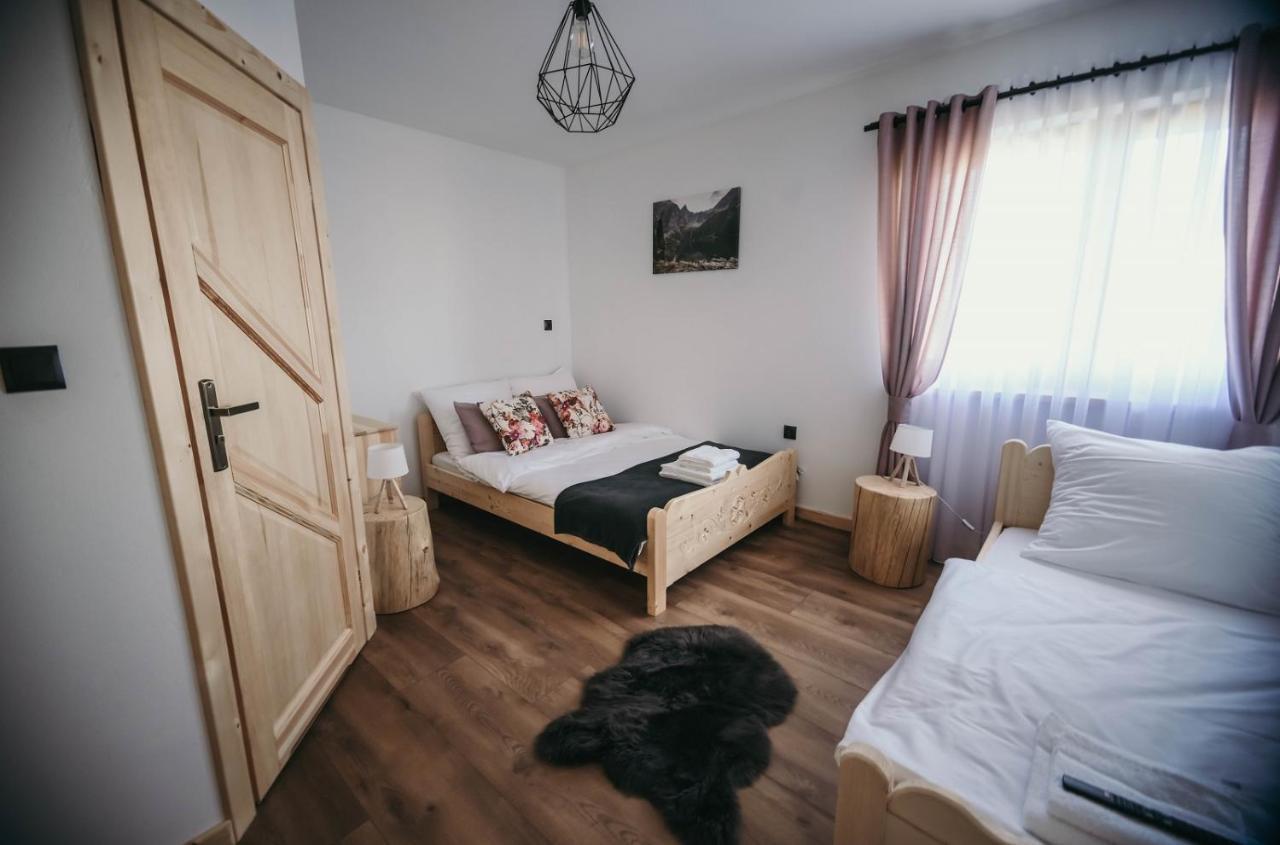 Tarasowka U Zajaca Bed & Breakfast Czerwienne Ngoại thất bức ảnh