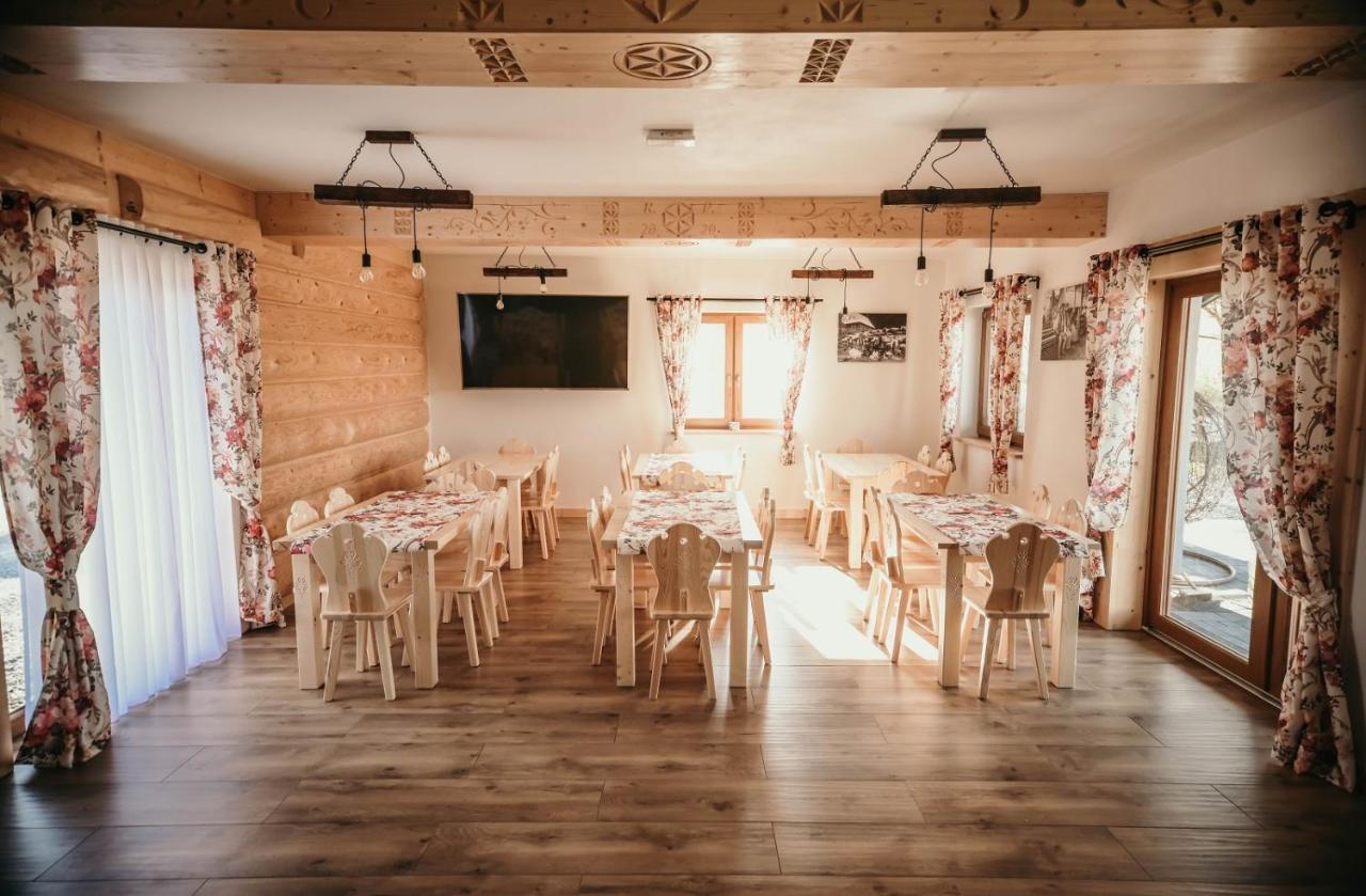 Tarasowka U Zajaca Bed & Breakfast Czerwienne Ngoại thất bức ảnh