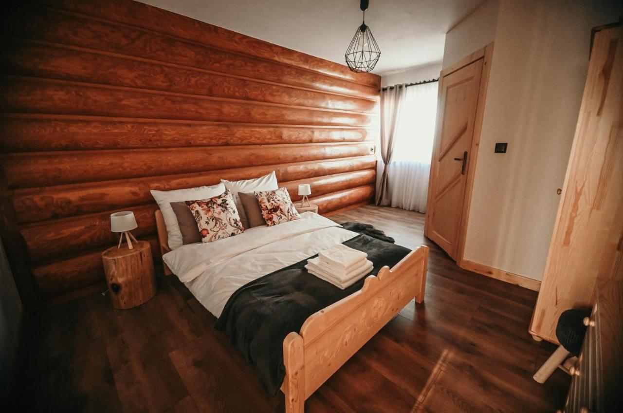 Tarasowka U Zajaca Bed & Breakfast Czerwienne Ngoại thất bức ảnh