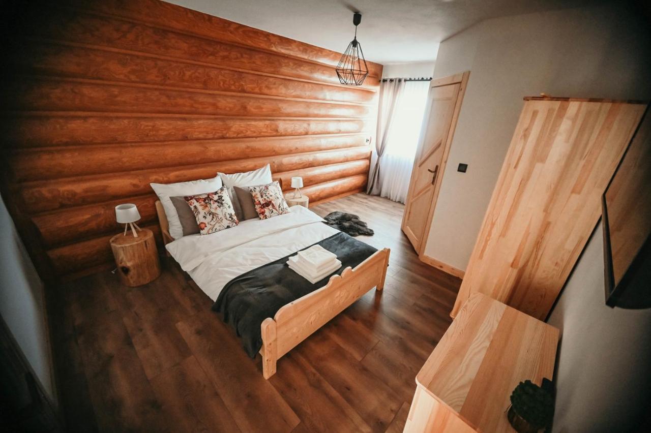 Tarasowka U Zajaca Bed & Breakfast Czerwienne Ngoại thất bức ảnh