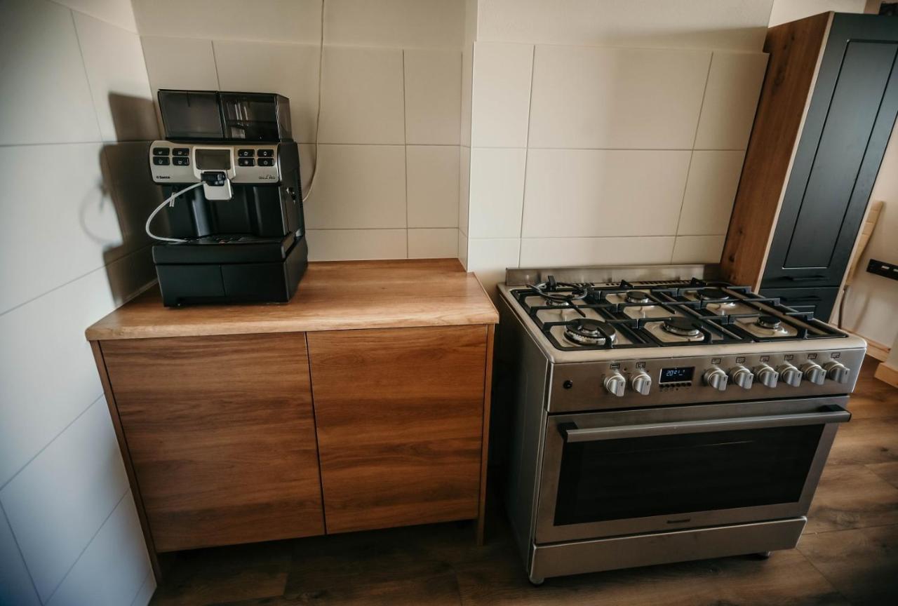 Tarasowka U Zajaca Bed & Breakfast Czerwienne Ngoại thất bức ảnh