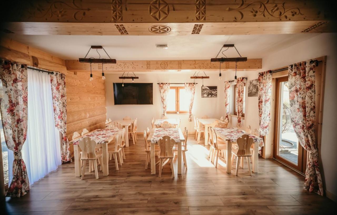 Tarasowka U Zajaca Bed & Breakfast Czerwienne Ngoại thất bức ảnh
