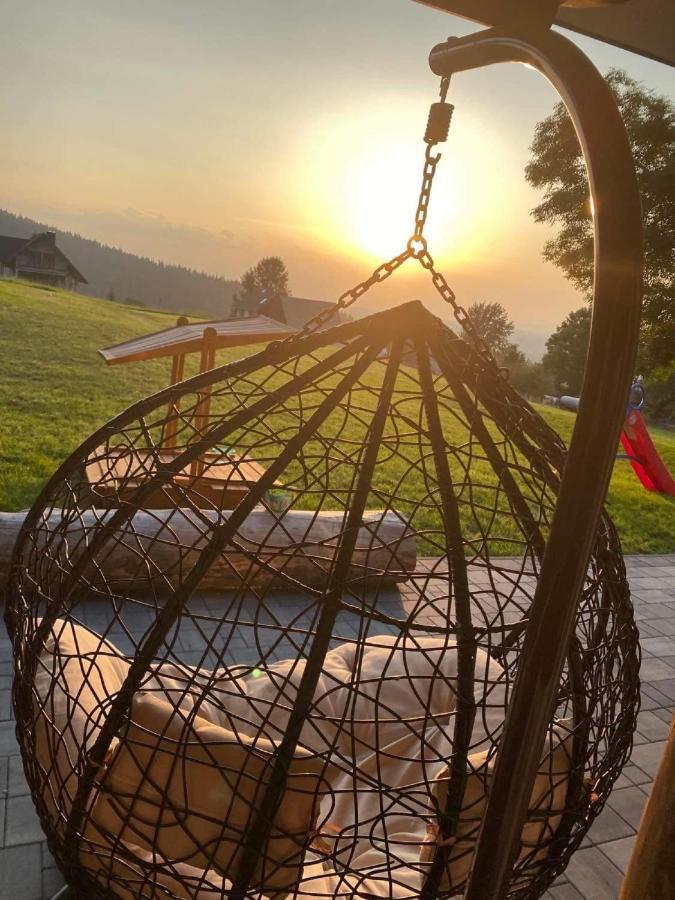 Tarasowka U Zajaca Bed & Breakfast Czerwienne Ngoại thất bức ảnh